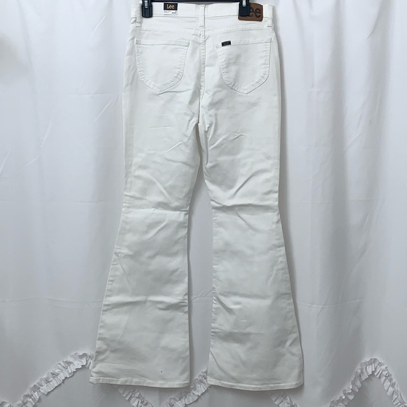 Women’s Lee Legendary Style Flare White Jeans Size 12 NEW WITH TAGS - Picture 7 of 8